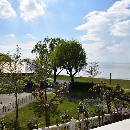 Seehotel Herlinde Podersdorf am See Dış mekan fotoğraf