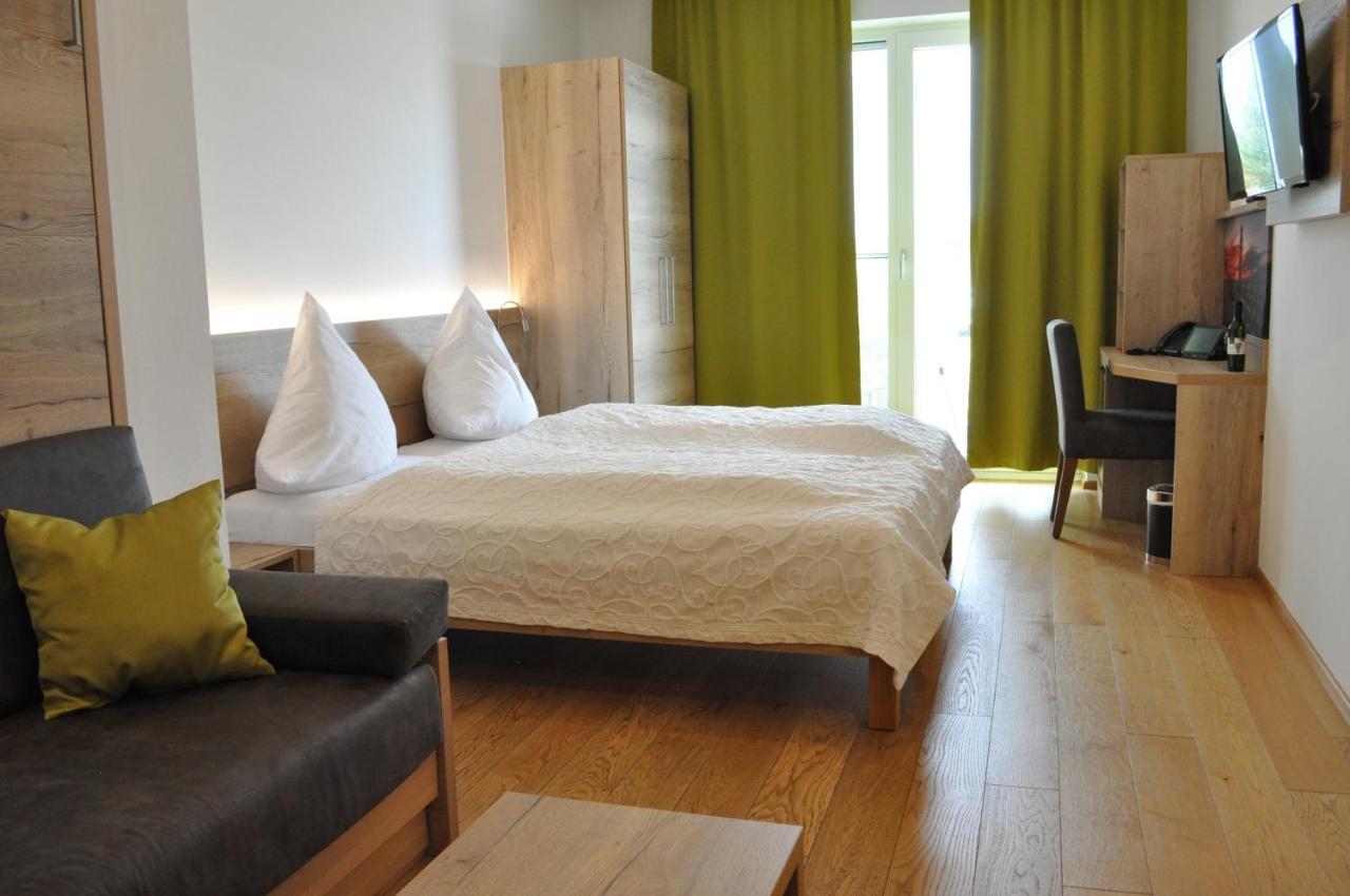 Seehotel Herlinde Podersdorf am See Dış mekan fotoğraf