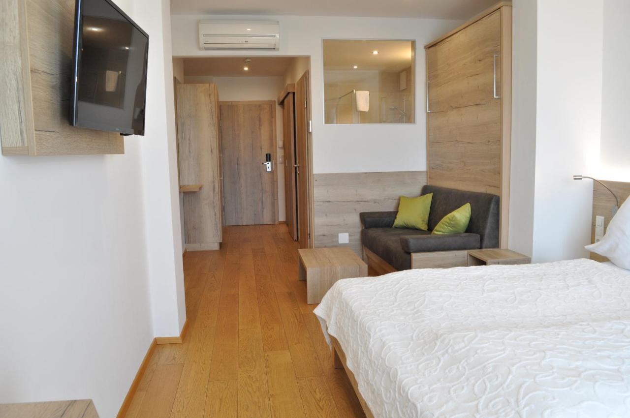 Seehotel Herlinde Podersdorf am See Dış mekan fotoğraf